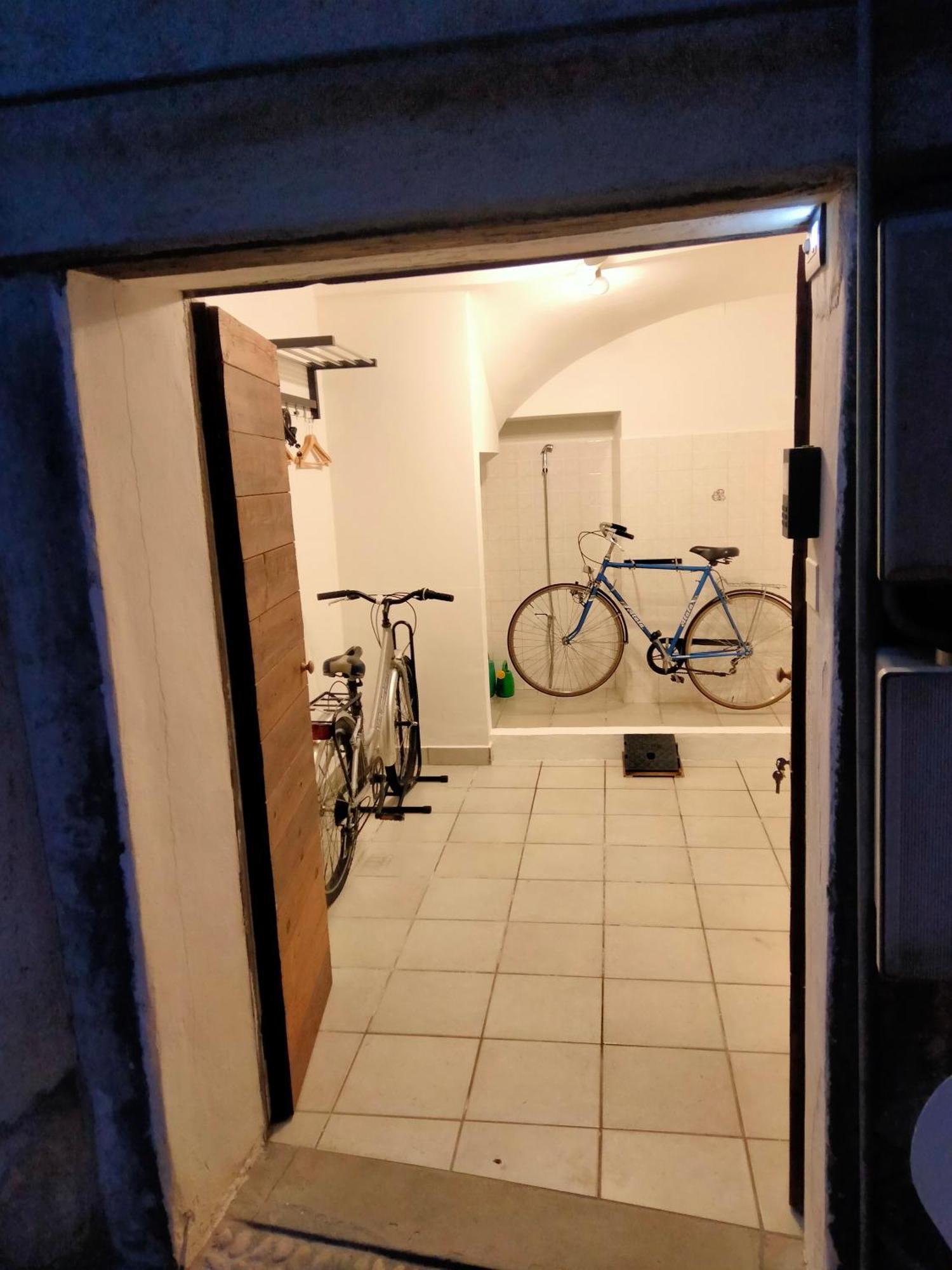皮索涅Casa Storta - Cycle Garage Con Biciclette别墅 外观 照片